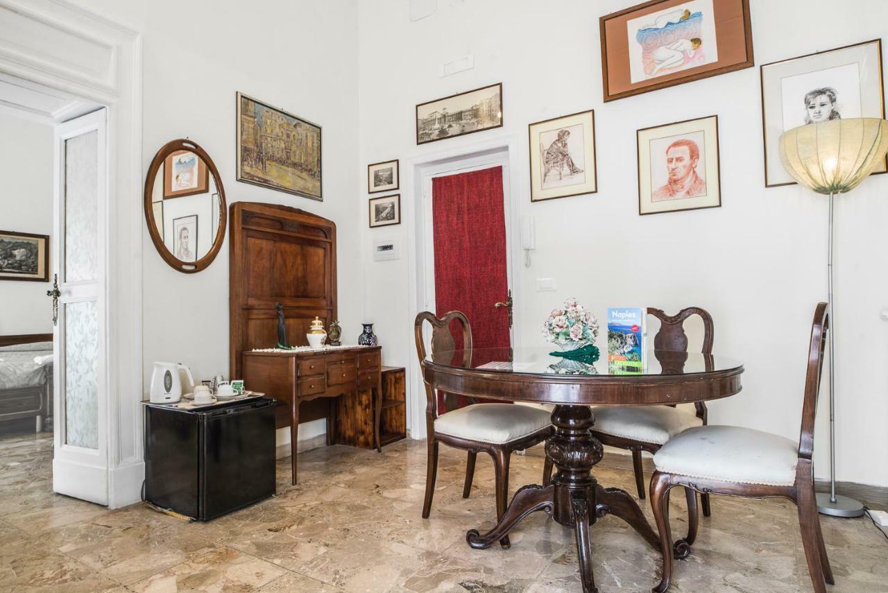 B&B Graziani Relais Napoli Eksteriør billede